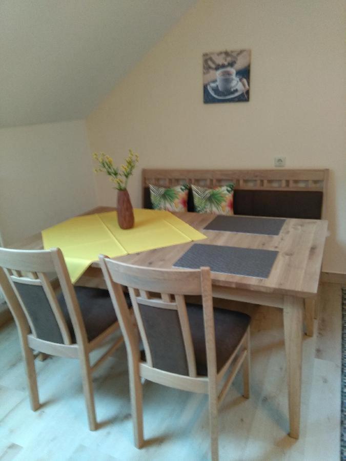 Pietzavka Apartment *